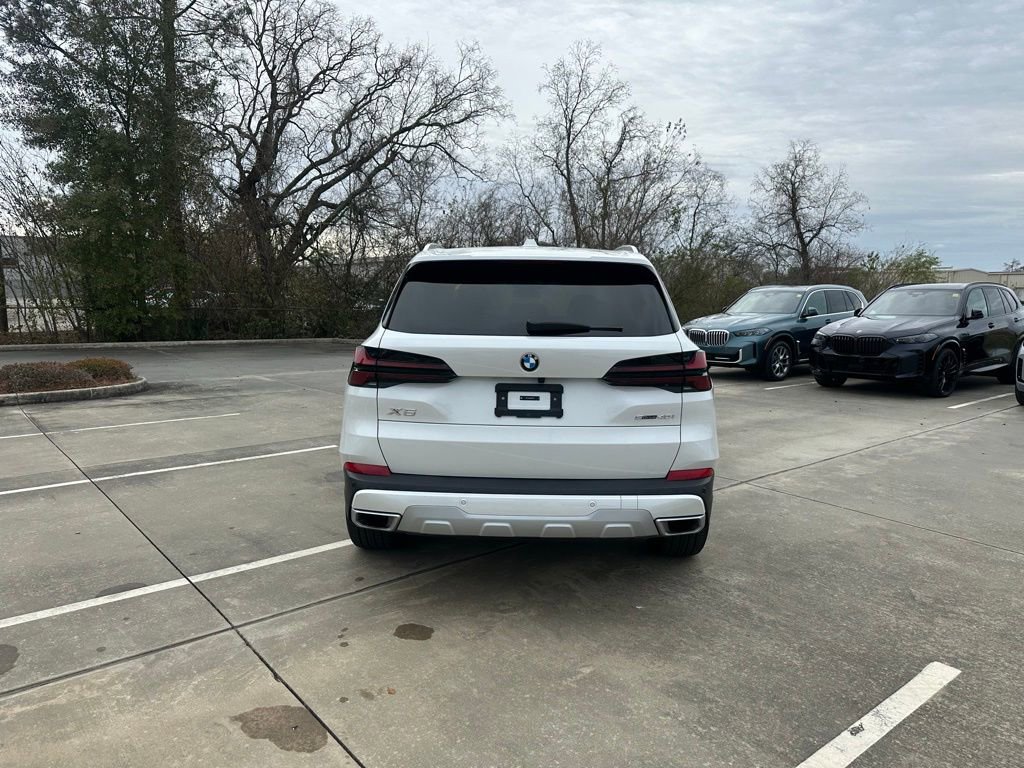 Used 2025 BMW X5 sDrive40i image 6