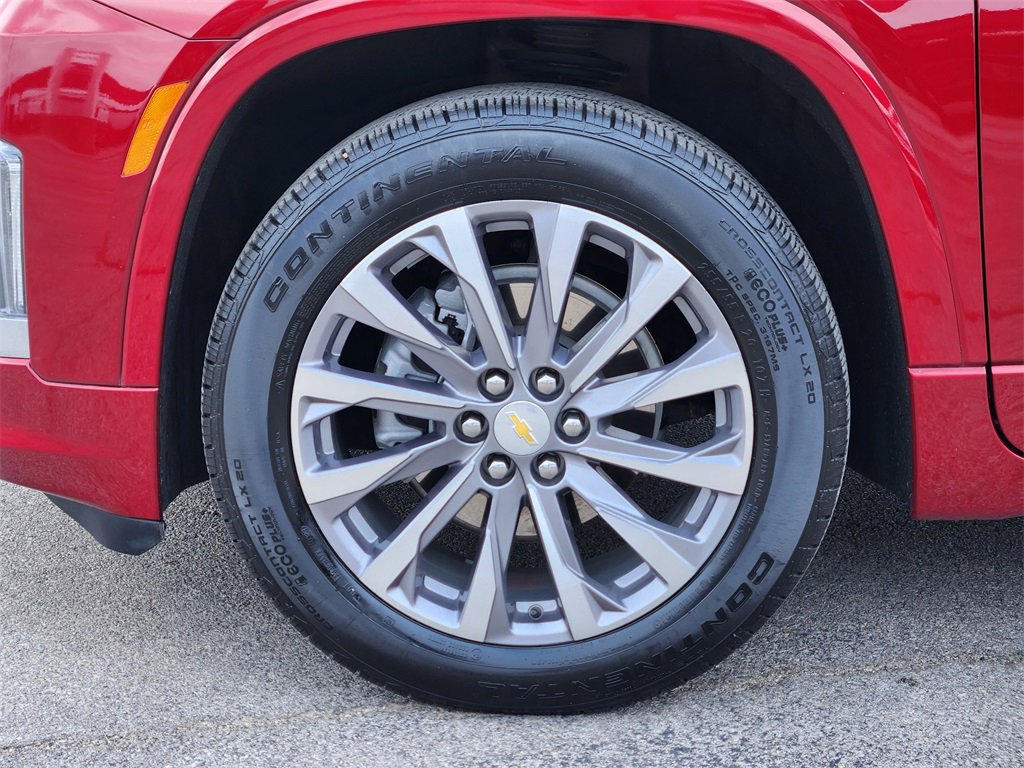 Used 2023 Chevrolet Traverse Premier image 10