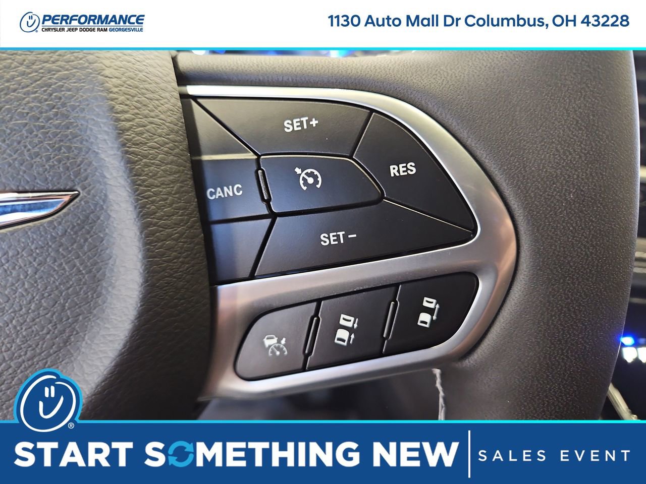 New 2025 Chrysler Pacifica Select w/ Fav Edition Package image 26