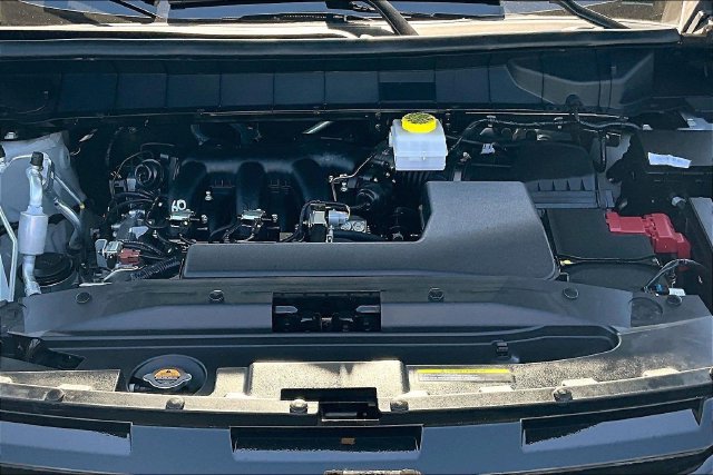 Used 2025 Nissan Pathfinder SV AWD/4WD image 29