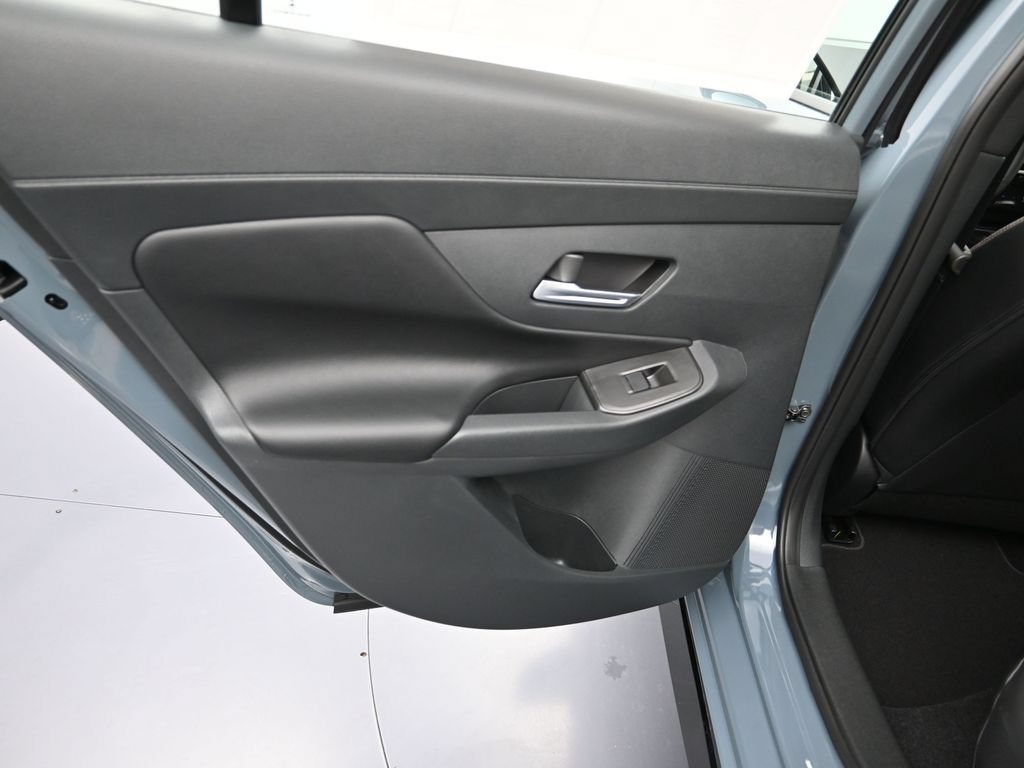 New 2026 Nissan Sentra SR w/ SR Premium Package FWD image 23