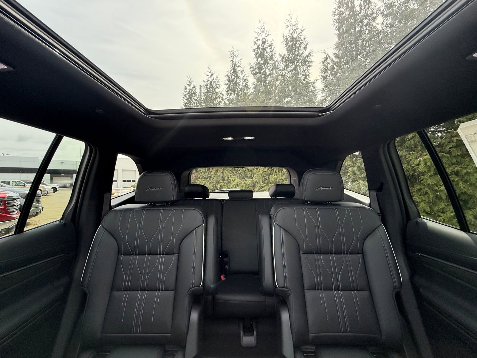New 2026 Buick Enclave Avenir w/ Super Cruise Package image 3