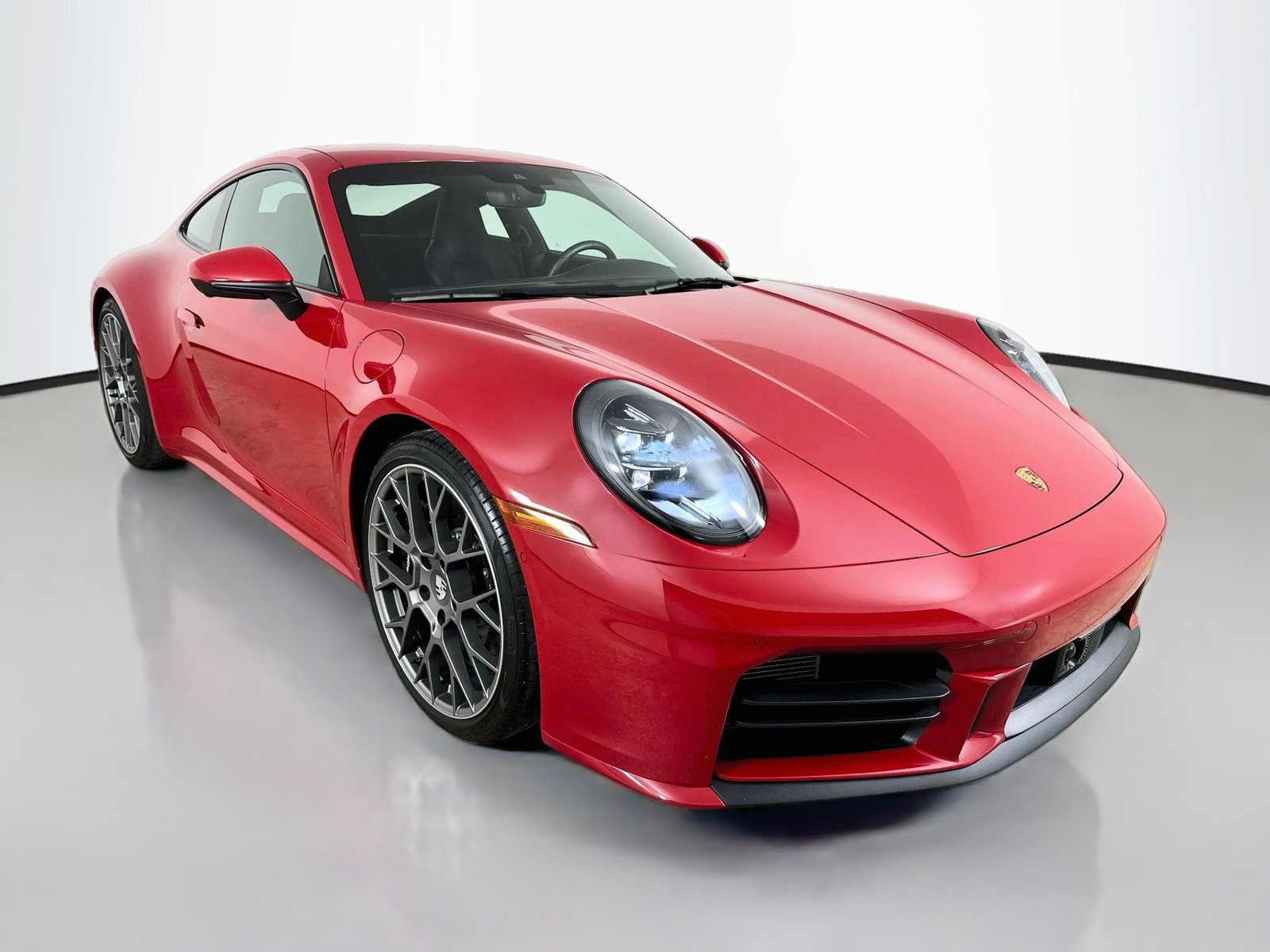 Used 2025 Porsche 911 Carrera S RWD image 3