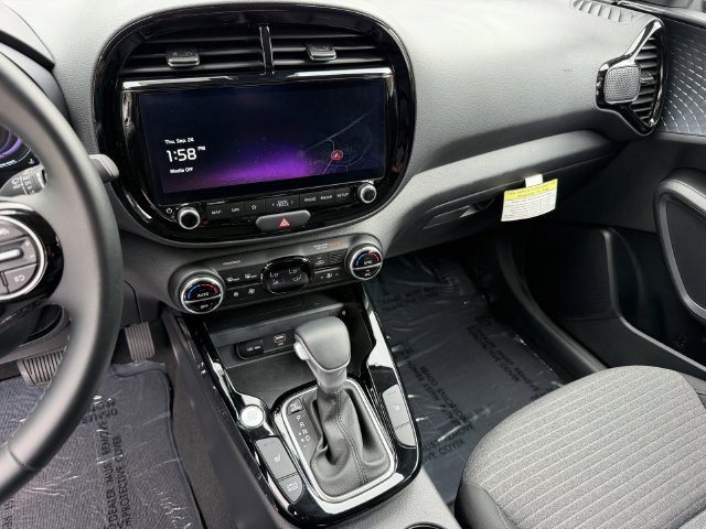 Certified 2025 Kia Soul EX FWD image 21