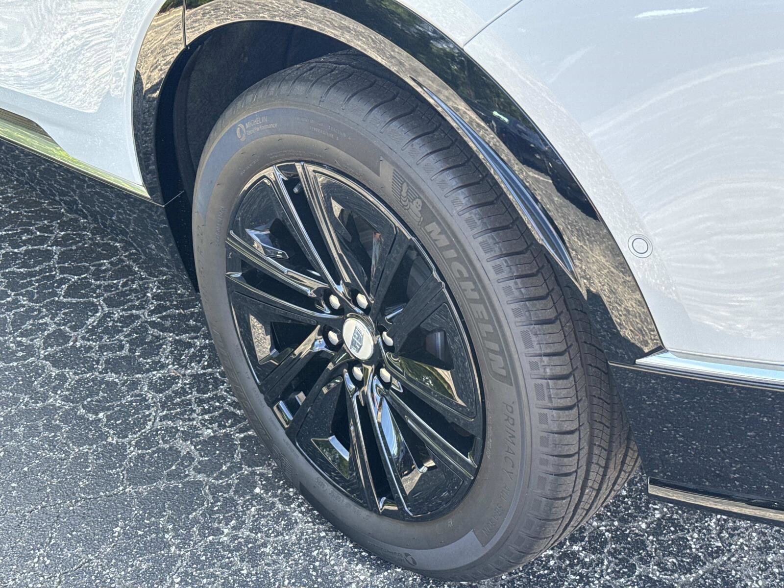New 2026 Cadillac Lyriq Luxury RWD image 12