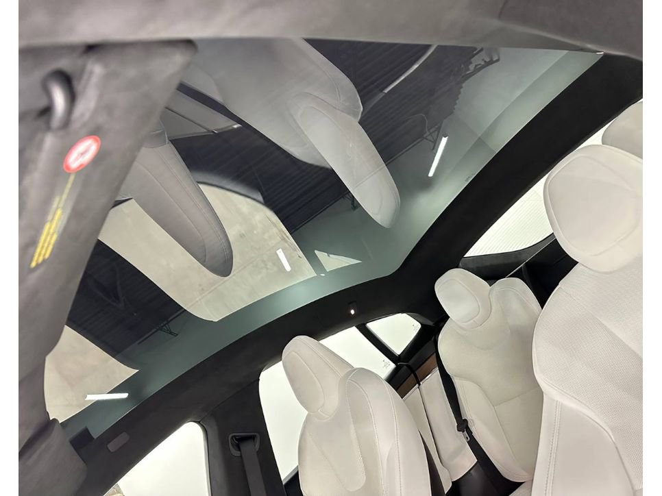 Used 2023 Tesla Model S image 40