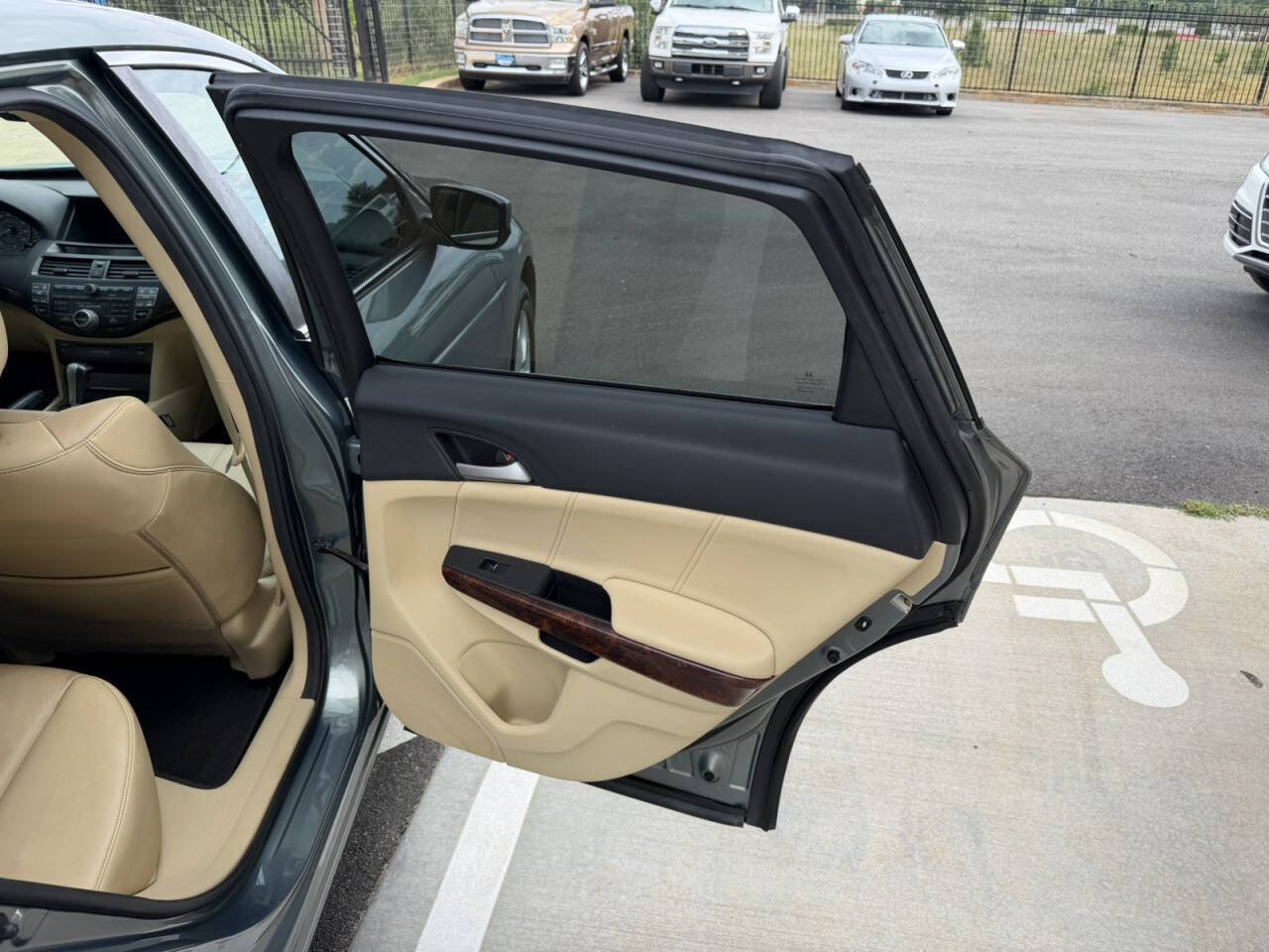 Used 2012 Honda Crosstour EX-L image 13