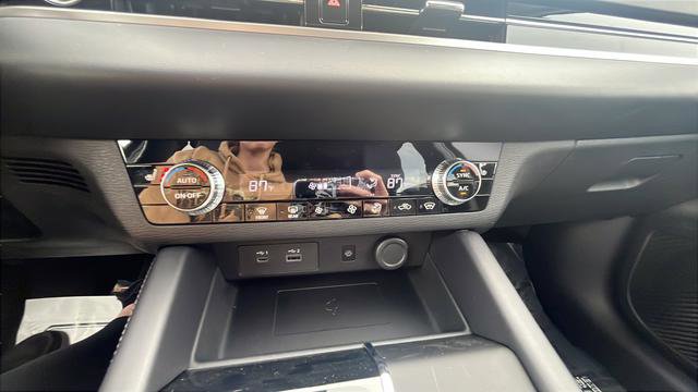 New 2026 Nissan Rogue SL AWD/4WD image 16