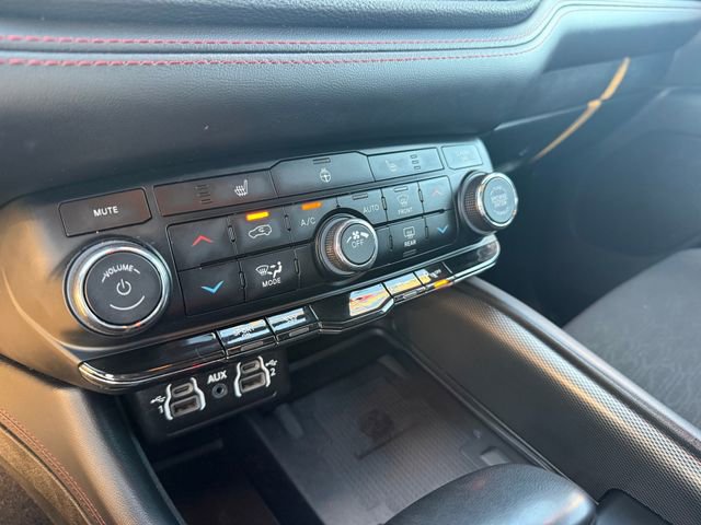 Used 2024 Dodge Durango R/T image 13
