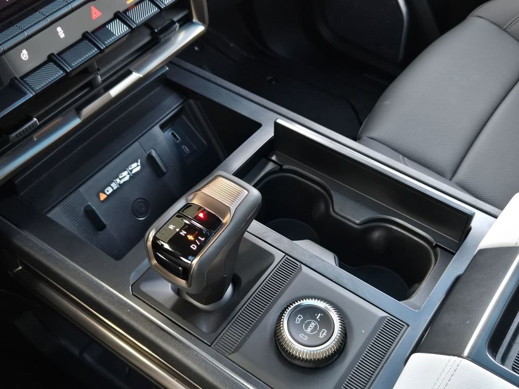 Used 2025 GMC Hummer EV 3X w/ LPO, Dark Essentials Package image 23