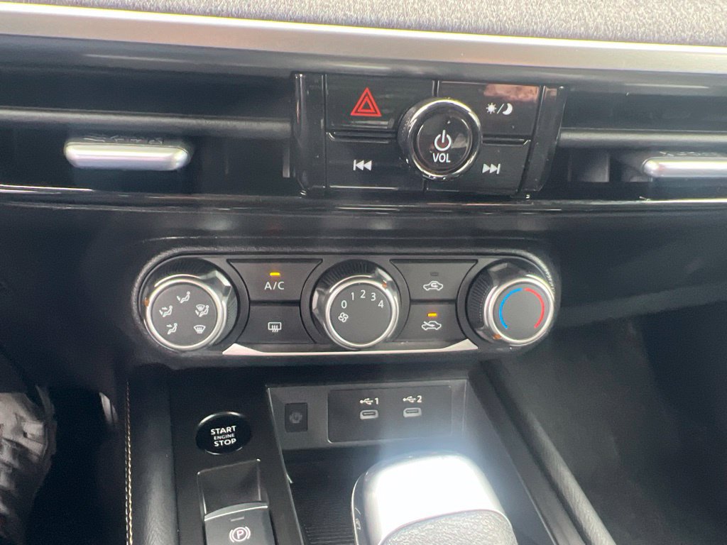 Certified 2025 Nissan Kicks SV w/ Charging Package AWD/4WD image 51
