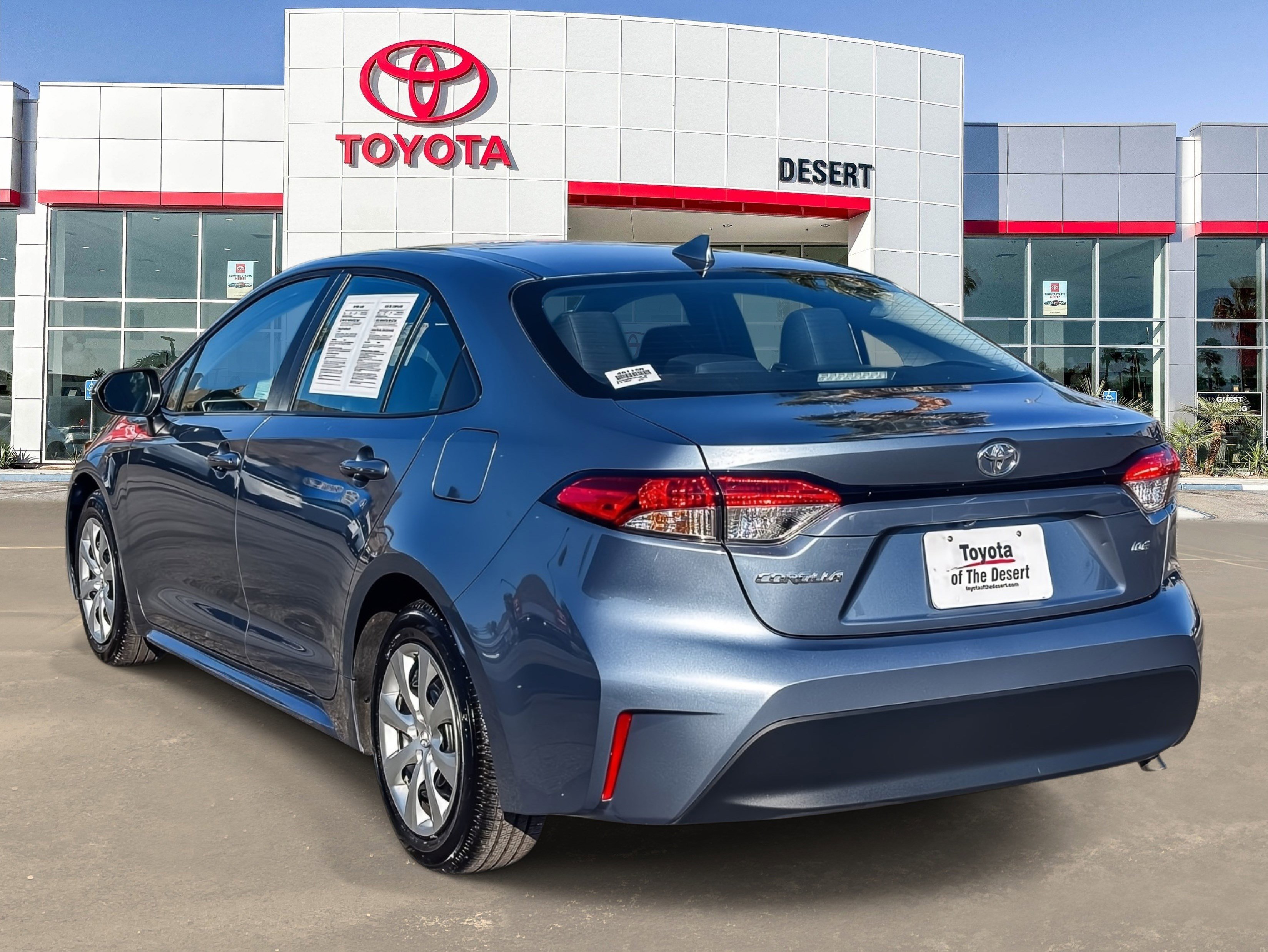 Certified 2025 Toyota Corolla LE FWD image 5