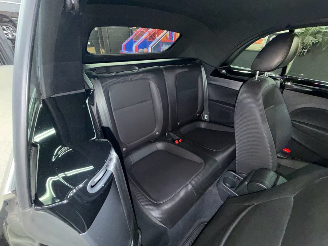Used 2019 Volkswagen Beetle 2.0T S FWD image 23