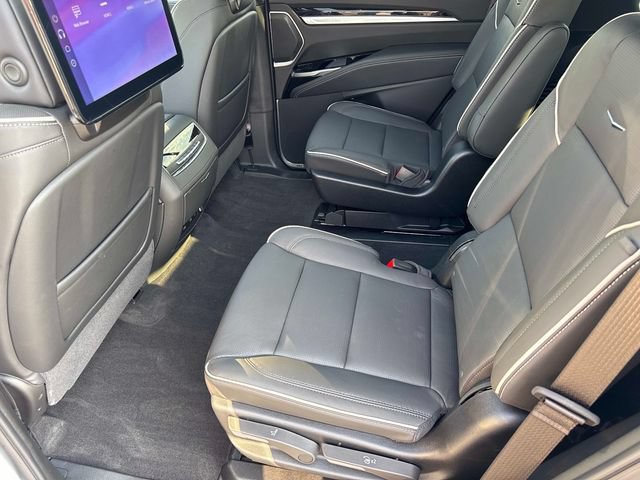 New 2026 Cadillac Escalade Sport w/ Touring Package AWD/4WD image 15