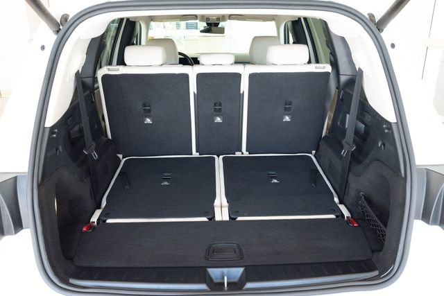 Used 2021 Mercedes-Benz GLB 250 w/ Premium Package image 35