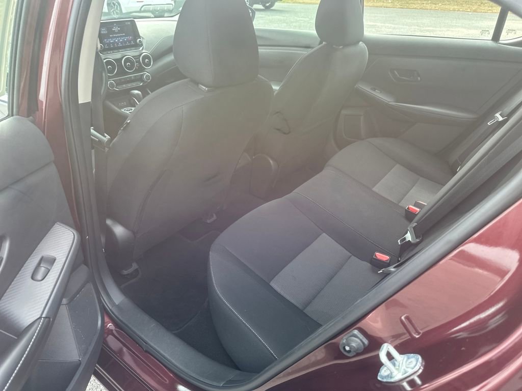 Used 2024 Nissan Sentra SV FWD image 16