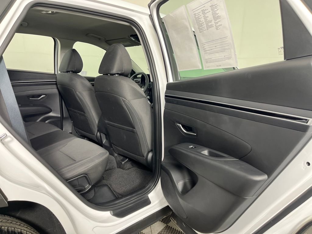 Used 2024 Hyundai Tucson SE AWD/4WD image 14