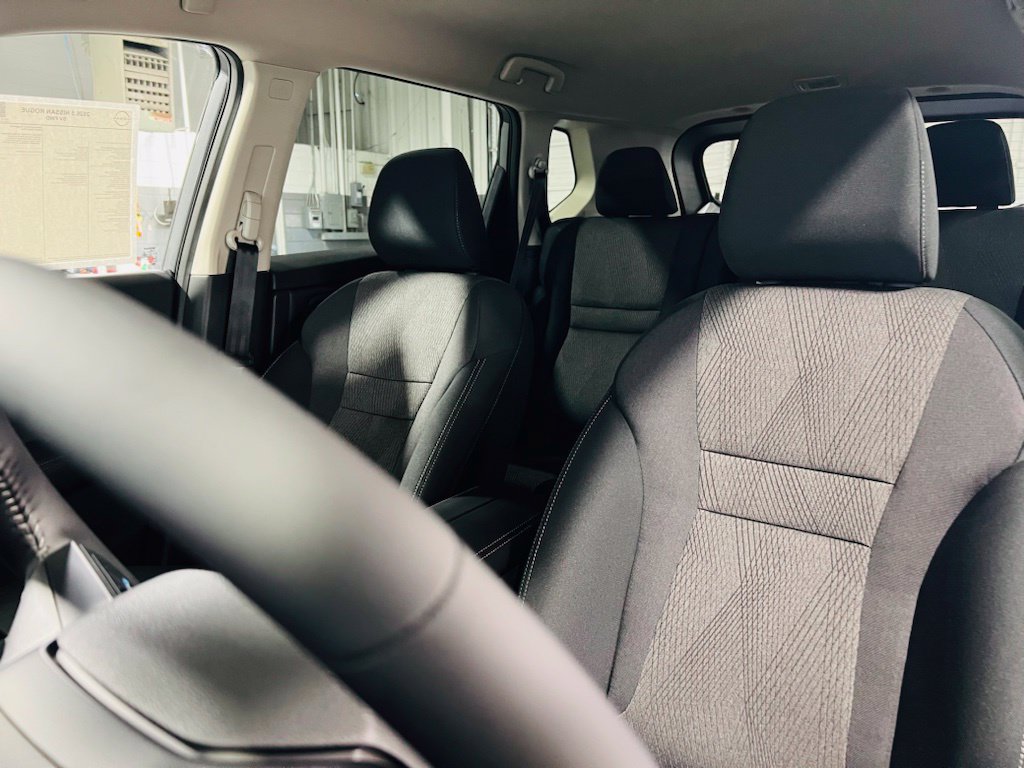 New 2026 Nissan Rogue SV FWD image 3