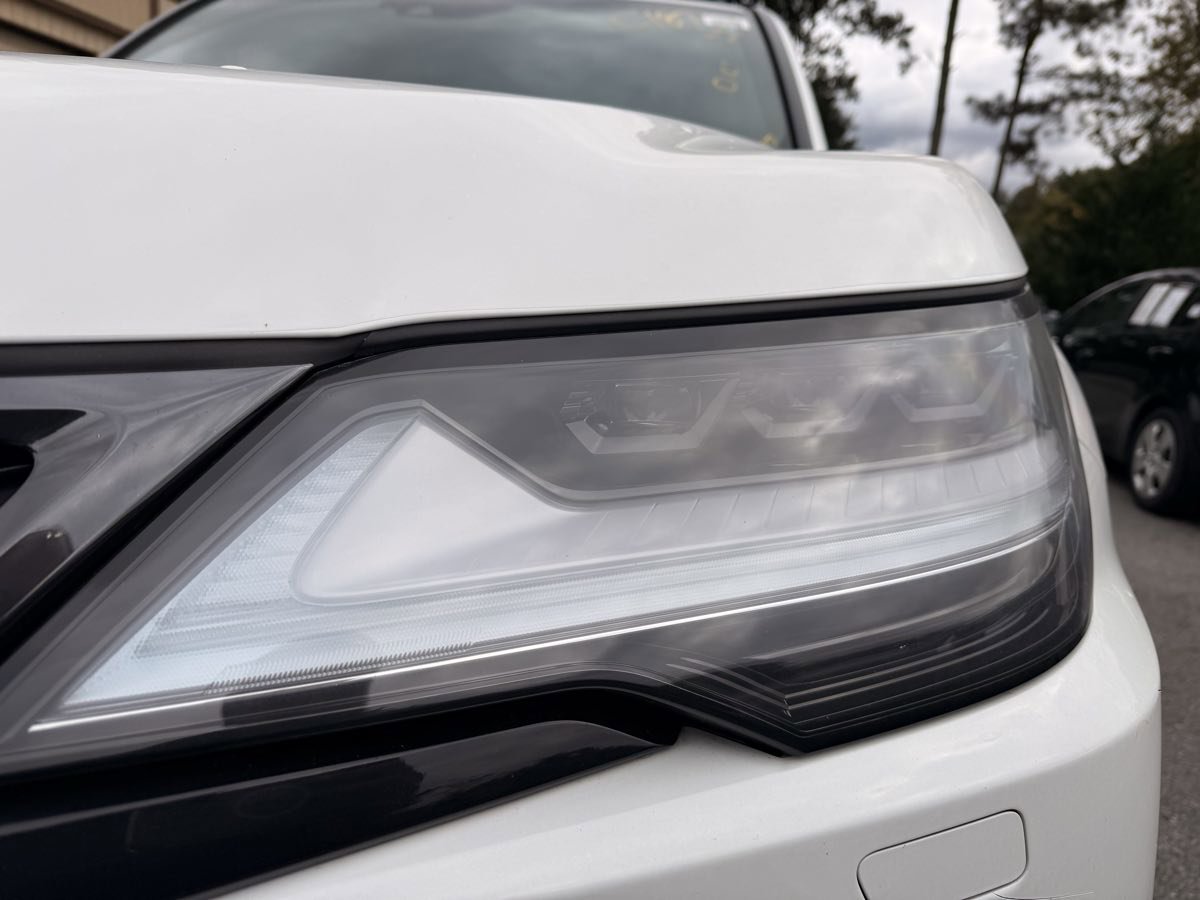 Used 2023 Lexus LX 600 F Sport image 5