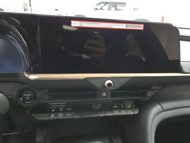 New 2026 Toyota Crown Platinum image 26