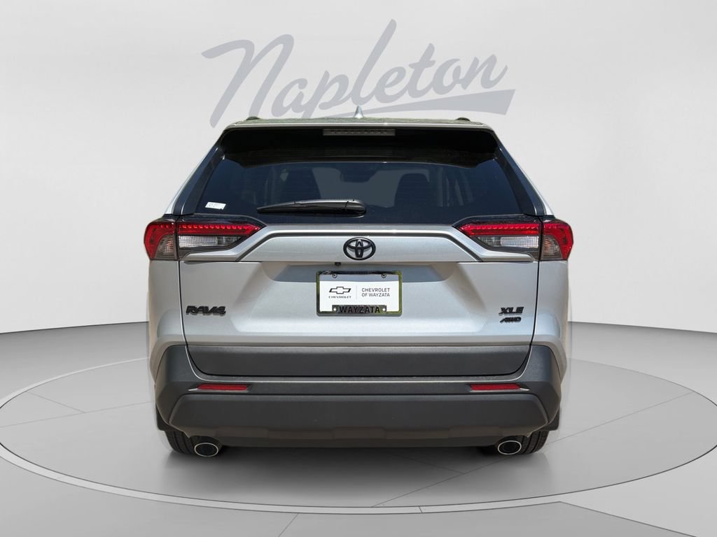 Used 2025 Toyota RAV4 XLE Premium w/ Weather Package AWD/4WD image 4