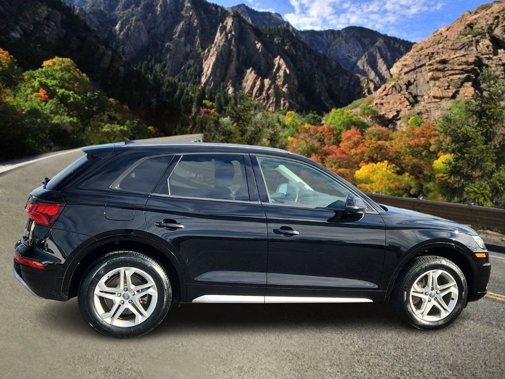 Used 2018 Audi Q5 2.0T Premium image 2