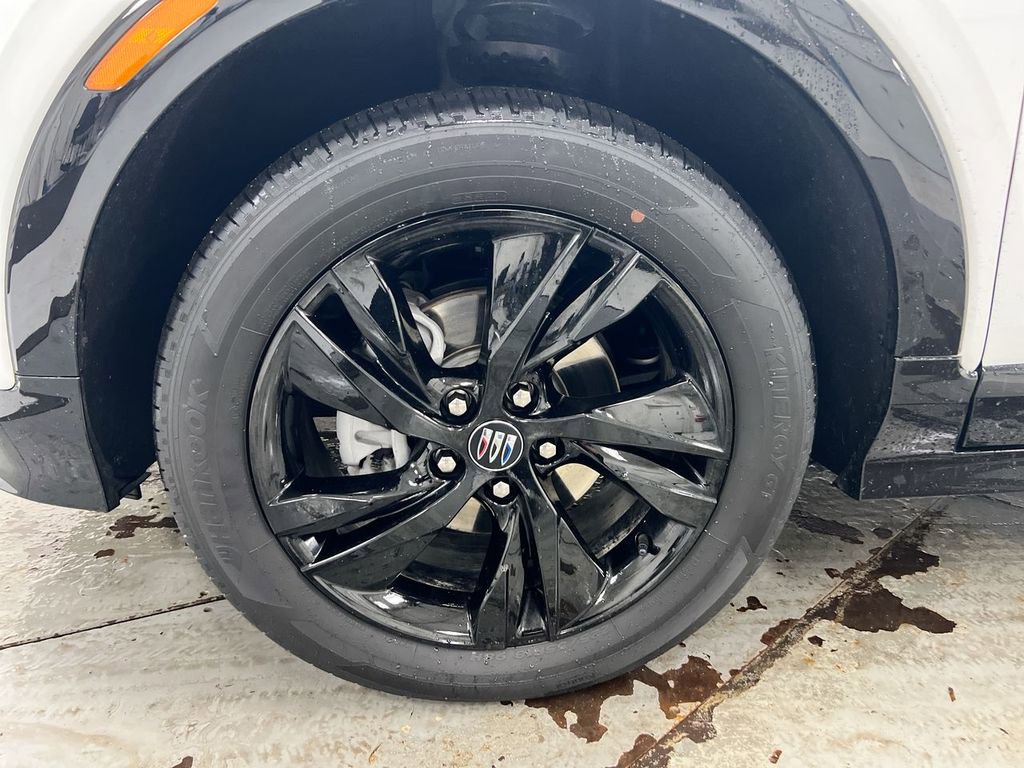 Certified 2025 Buick Encore GX Sport Touring w/ Advanced Technology Package image 26