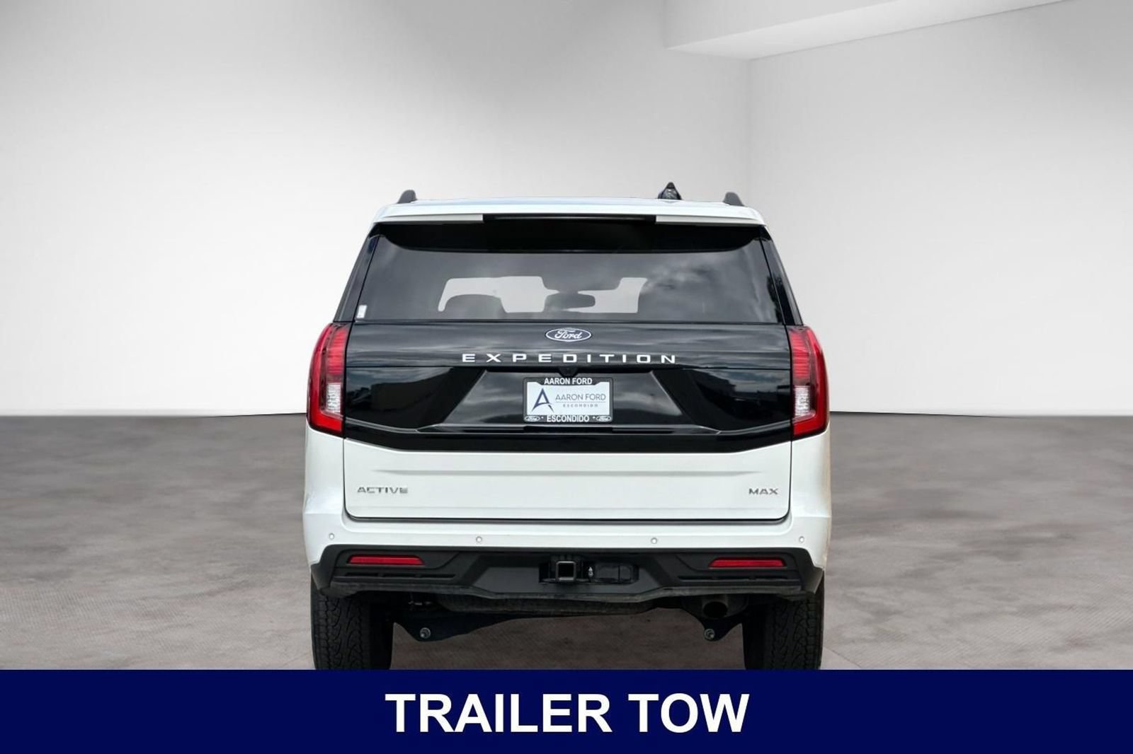 Used 2025 Ford Expedition Max Active RWD image 4
