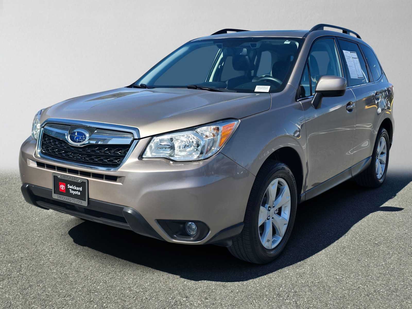 Used 2016 Subaru Forester 2.5i Limited AWD/4WD image 3