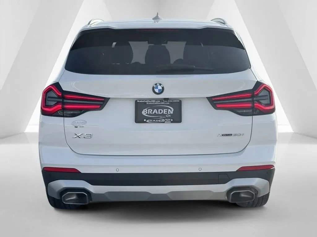 Used 2024 BMW X3 xDrive30i w/ Premium Essential Package image 6