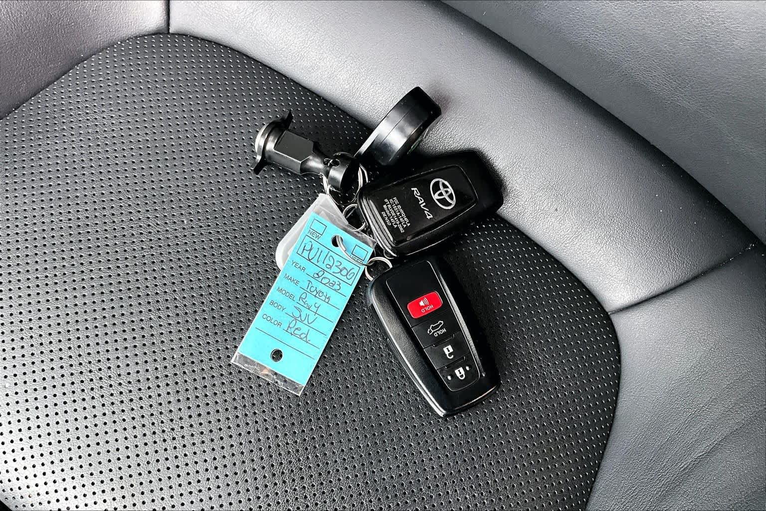 Used 2023 Toyota RAV4 Limited AWD/4WD image 15