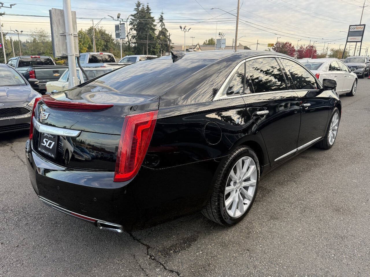 Used 2016 Cadillac XTS Luxury AWD/4WD image 4