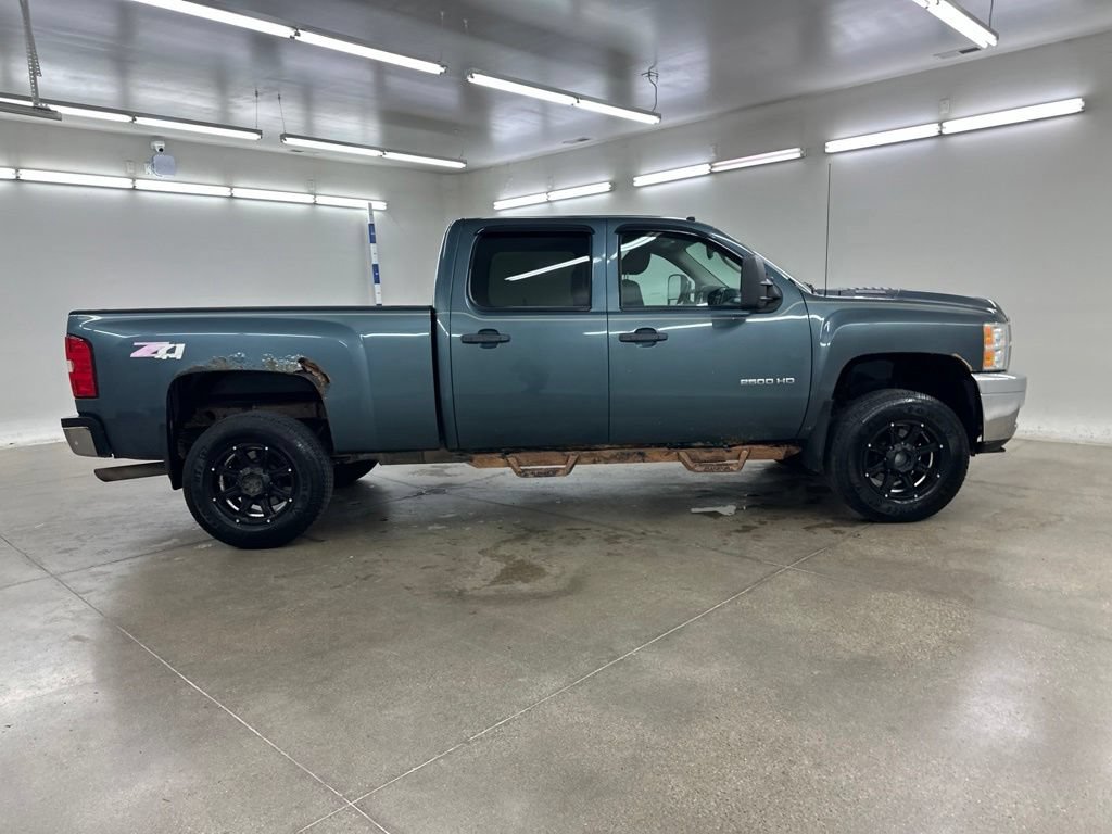 Used 2013 Chevrolet Silverado 2500 LT w/ Interior Plus Package AWD/4WD image 14