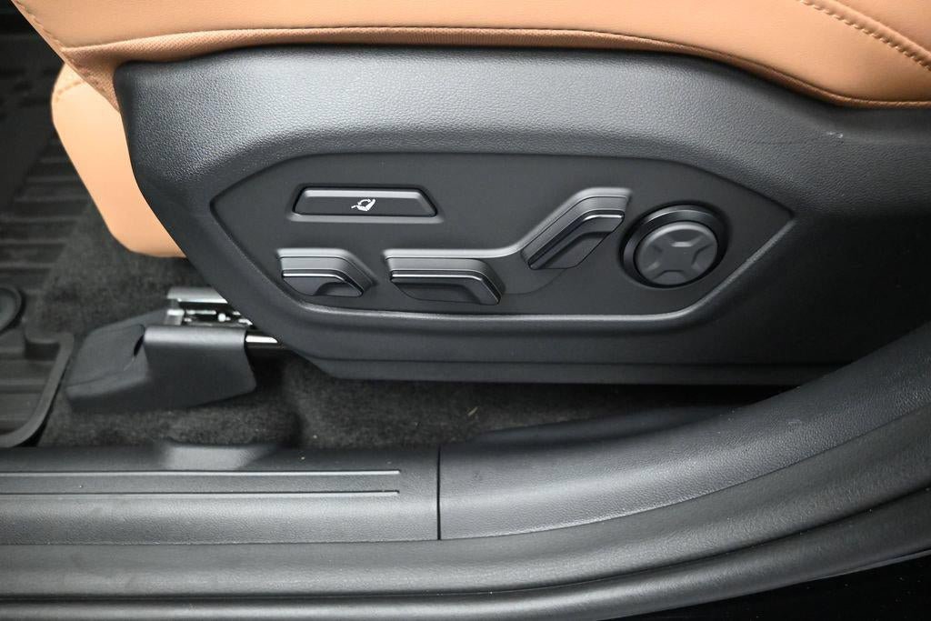 New 2027 Hyundai Santa Fe Calligraphy AWD/4WD image 23