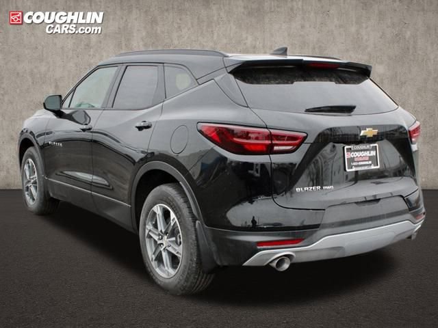 New 2025 Chevrolet Blazer LT w/ Convenience Package image 9