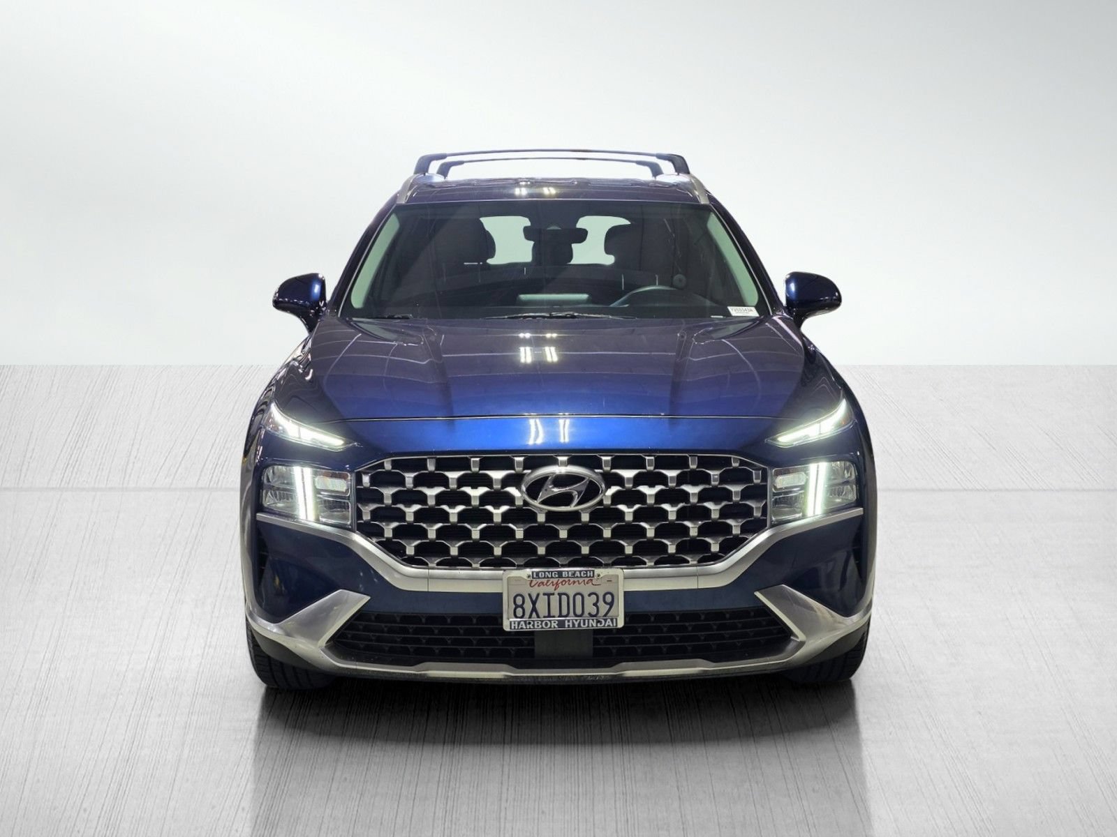 Used 2022 Hyundai Santa Fe SEL FWD image 2
