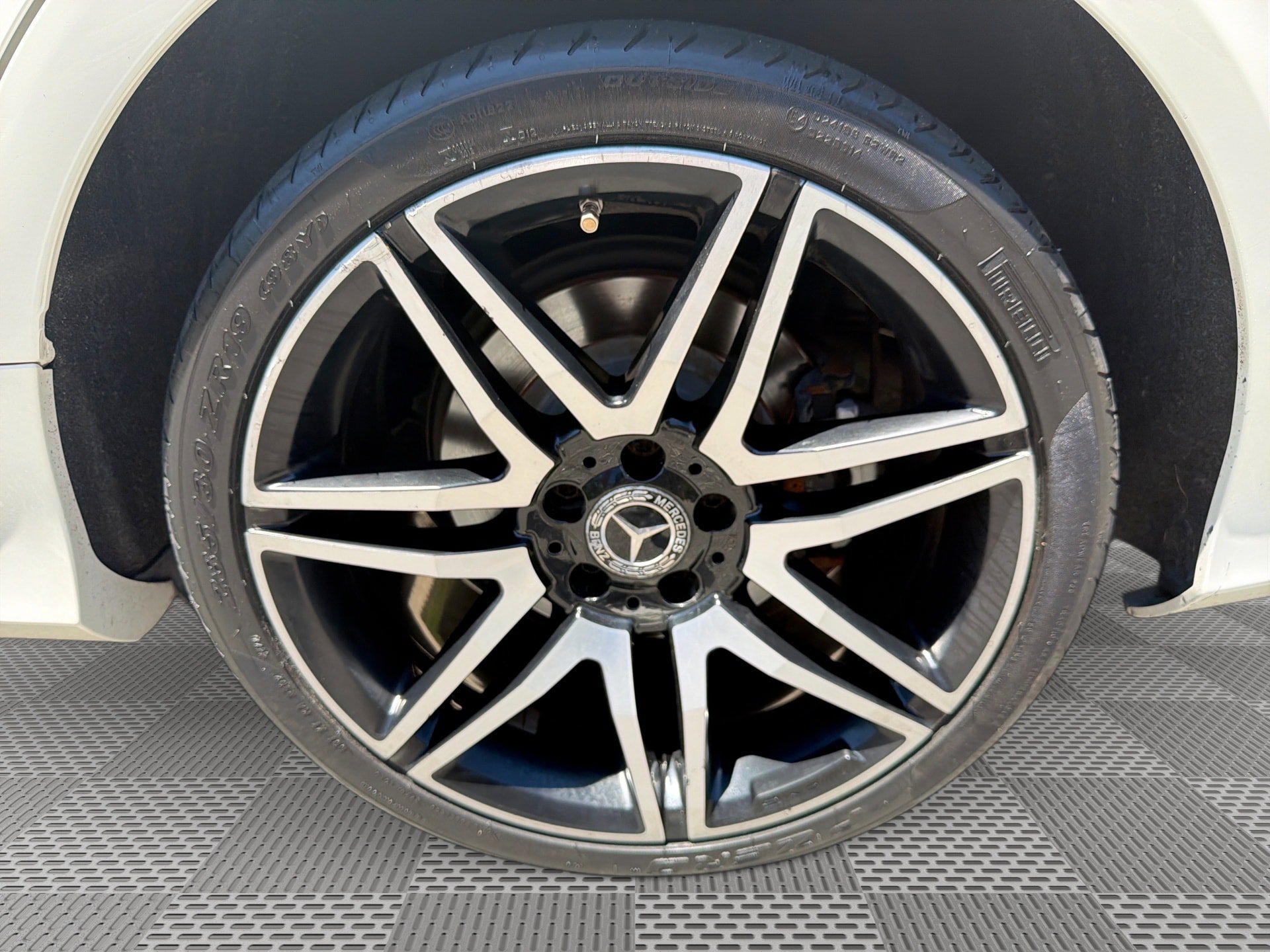 Used 2017 Mercedes-Benz CLS 550 image 30
