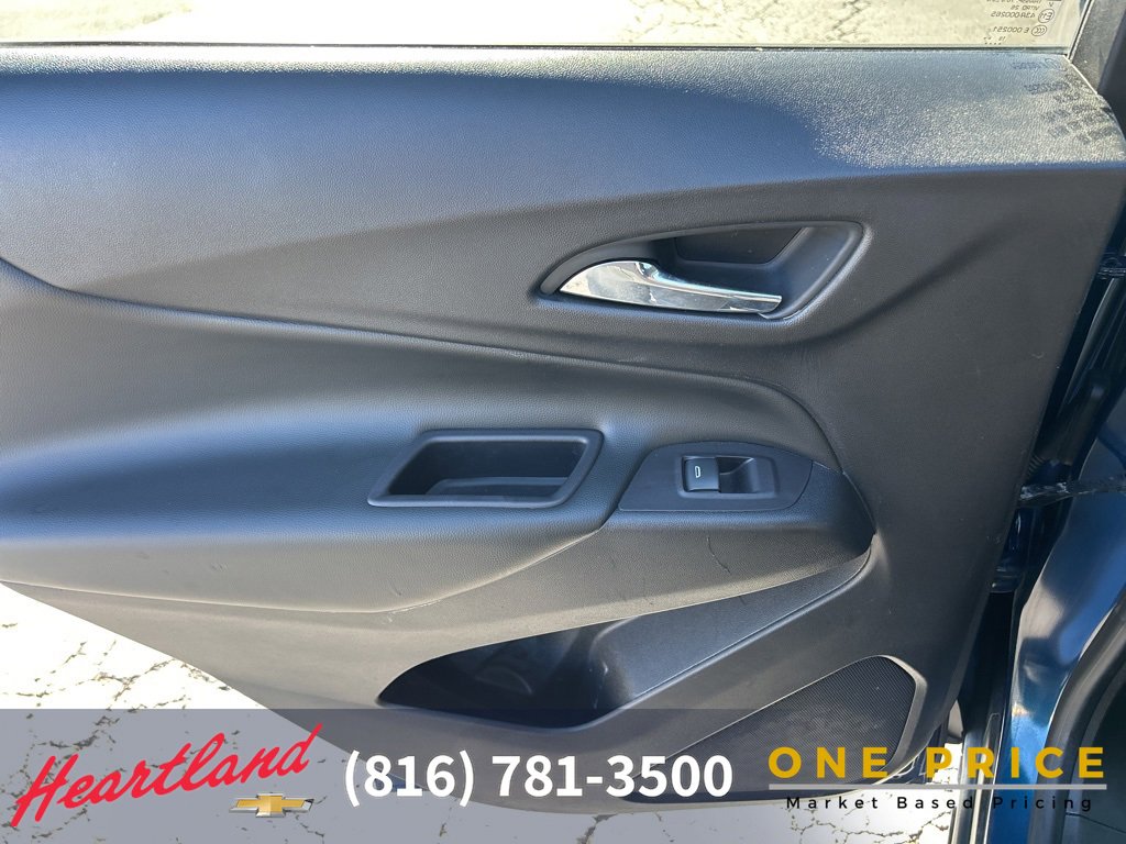 Used 2020 Chevrolet Equinox LT image 39
