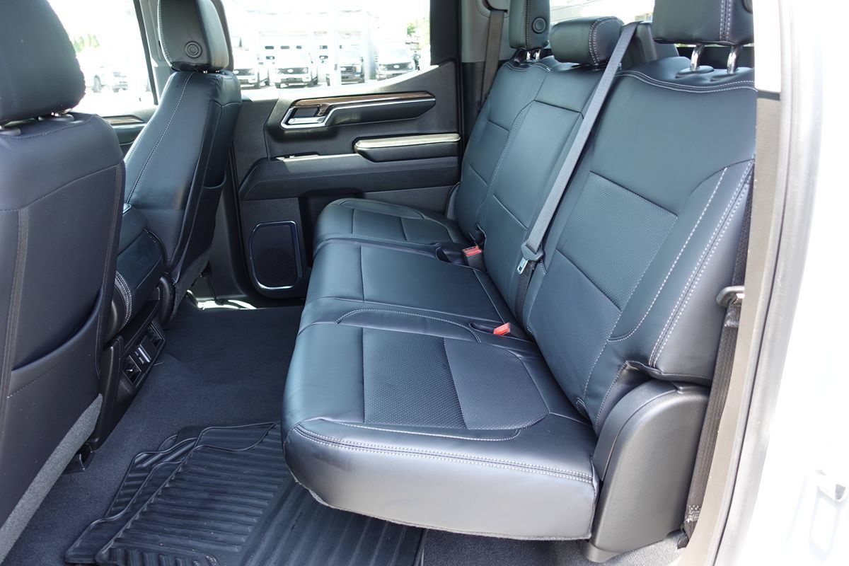 Used 2024 Chevrolet Silverado 1500 LT AWD/4WD image 24