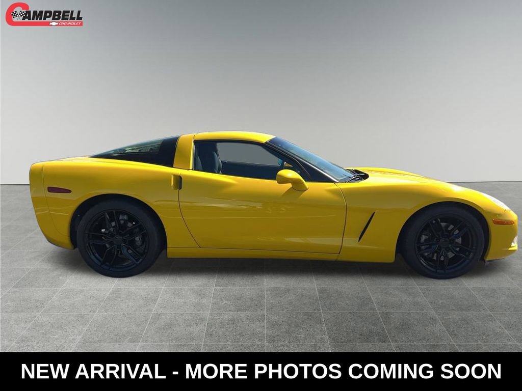 Used 2005 Chevrolet Corvette Coupe image 6