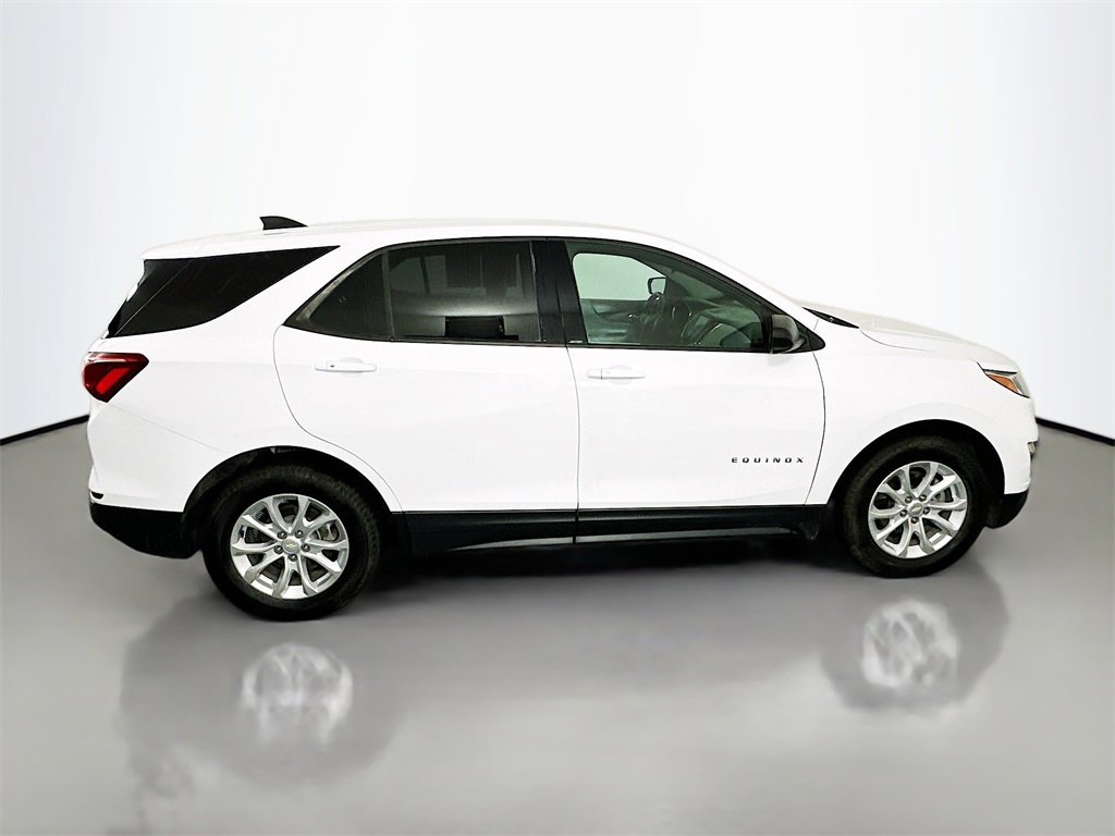 Used 2019 Chevrolet Equinox LS image 8
