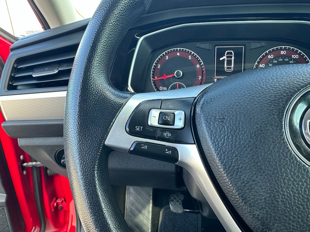 Used 2020 Volkswagen Jetta R-Line image 15