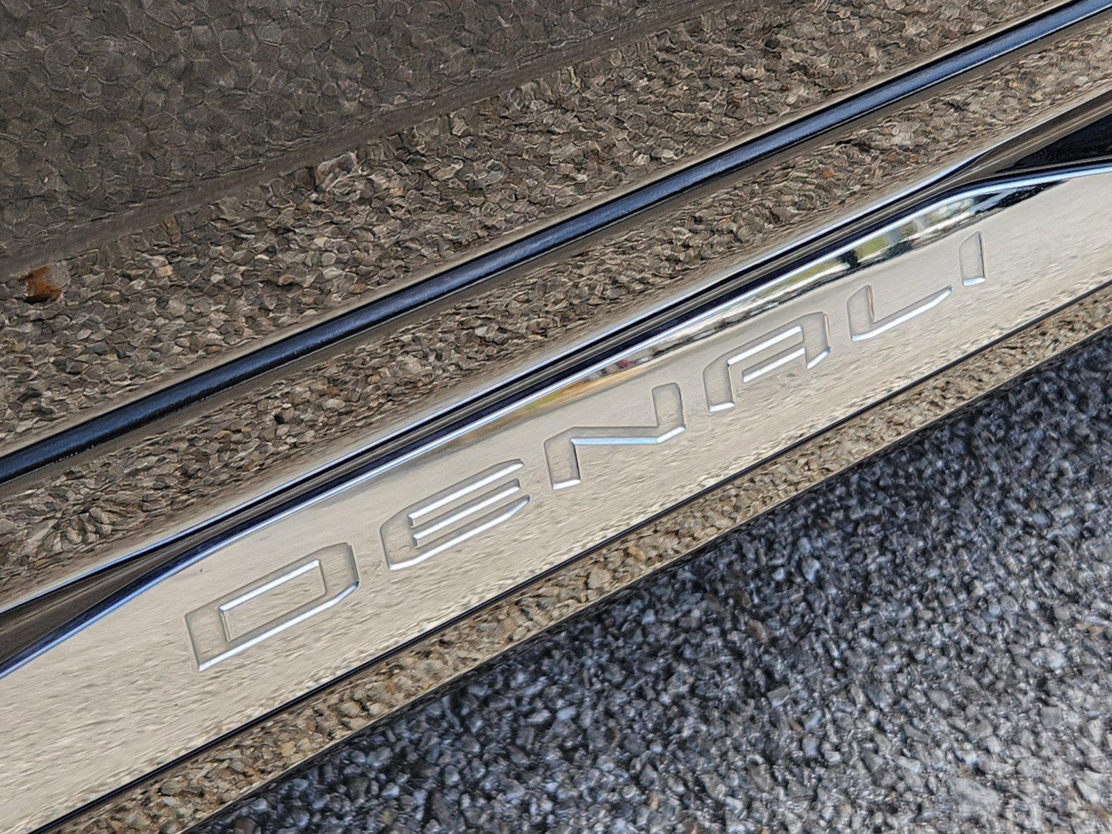 Used 2024 GMC Terrain Denali w/ Denali Premium Package image 29