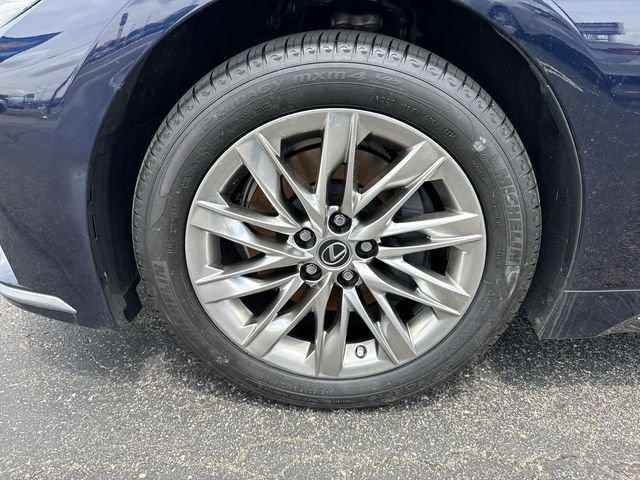 Used 2022 Lexus LS 500 AWD w/ Interior Upgrade Package image 10