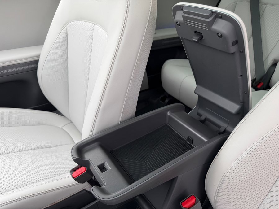 Used 2023 Hyundai Ioniq 5 Limited w/ Cargo Package image 33