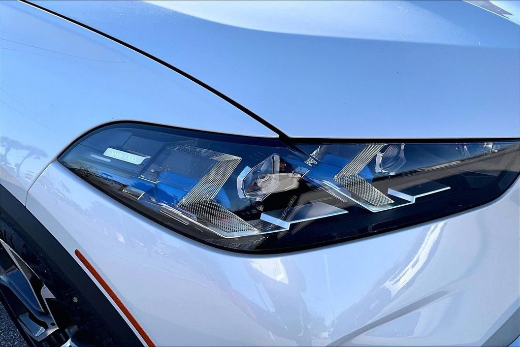 Certified 2026 BMW X5 xDrive40i w/ Climate Comfort Package image 33