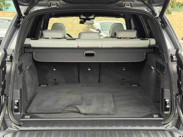 Used 2026 BMW X5 sDrive40i w/ M Sport Package image 16