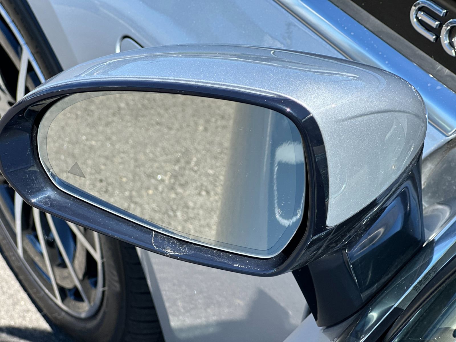 Certified 2022 Mercedes-Benz EQS 580 4MATIC Sedan w/ Exclusive Trim Package image 8