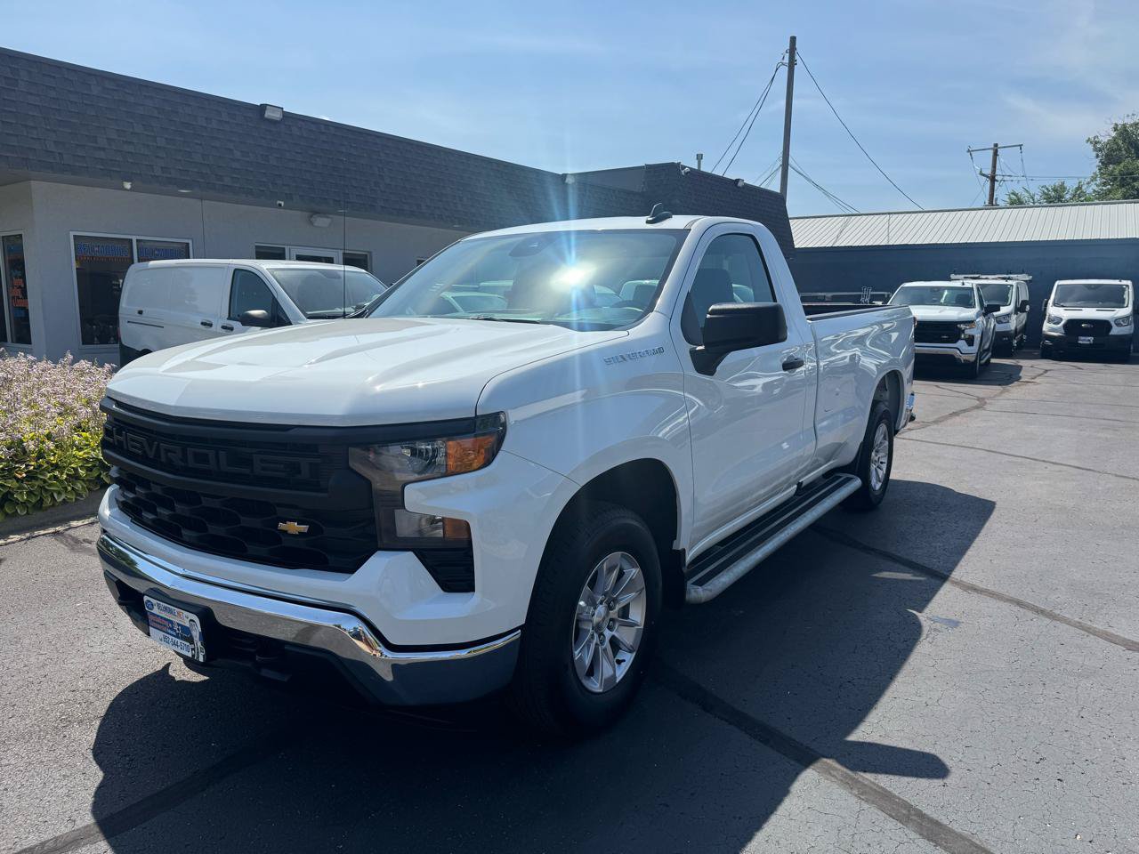 Used 2025 Chevrolet Silverado 1500 W/T RWD image 2