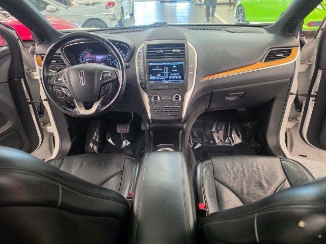 Used 2015 Lincoln MKC AWD w/ Equipment Group 102A Reserve image 9